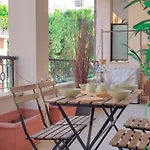 -terrace & Ac Near The By Host Hero