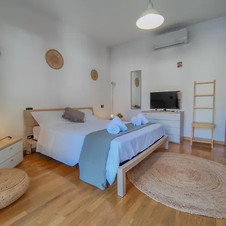 Lägenhet Moderno Bilocale Con Terrazzo In Pieno Centro Civitanova Marche