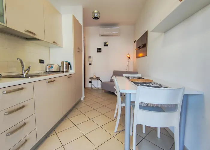 -terrace & Ac Near The By Host Hero * Civitanova Marche