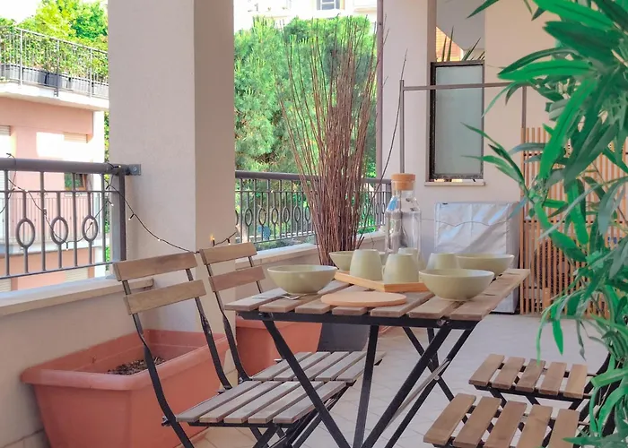 -terrace & Ac Near The By Host Hero